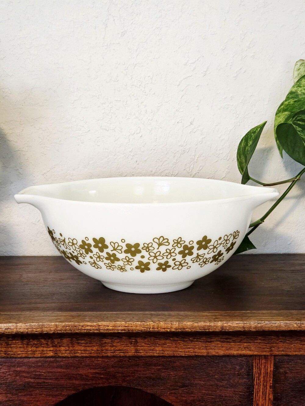 Pyrex Spring Blossom "Crazy Daisy" 443 2.5 QT Cinderella Nesting Bowl Vintage